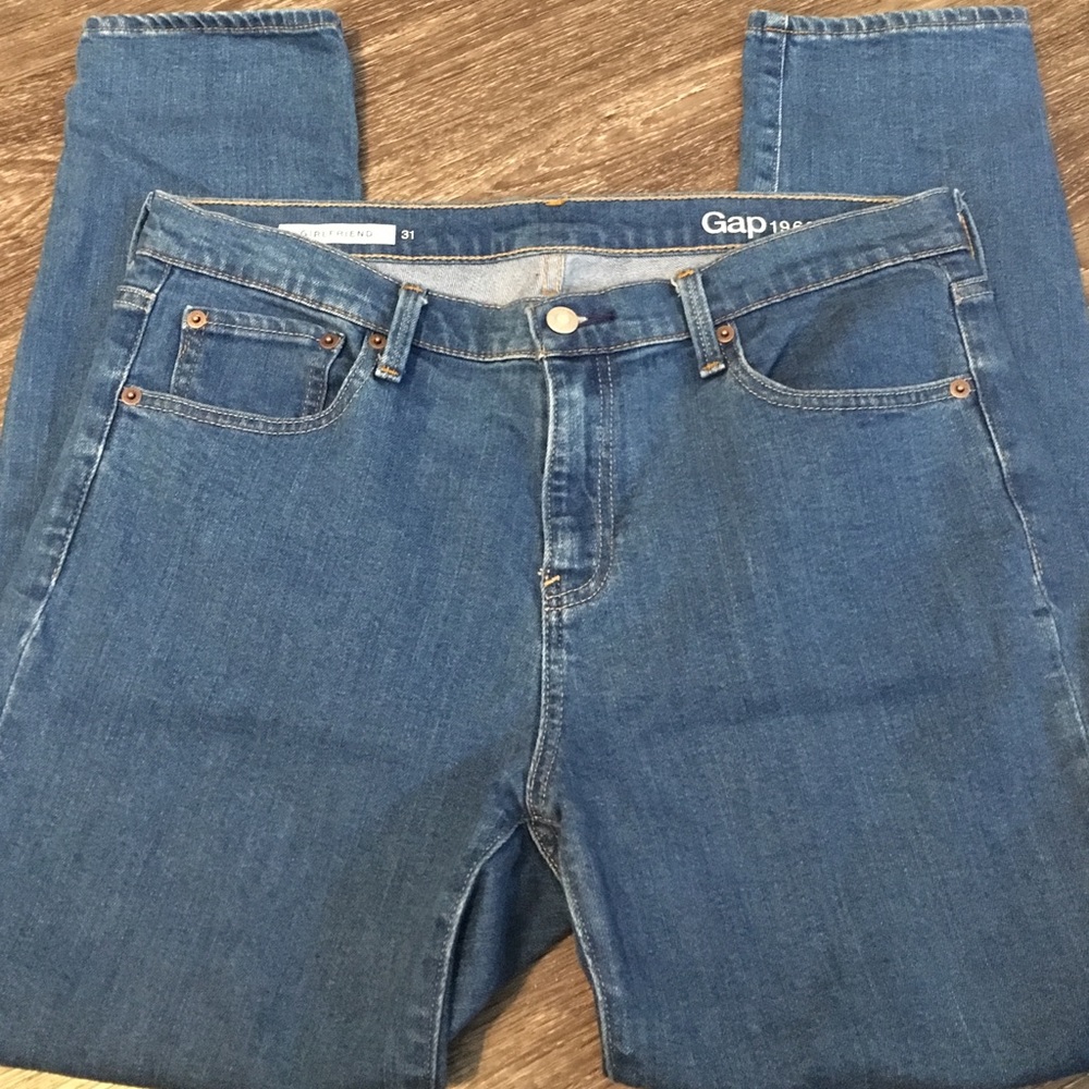 Gap 1969 Girlfriend Size 31 Jeans